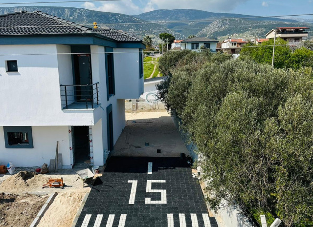 Mordoğan Pilot Müşterimize Taş Çalışması